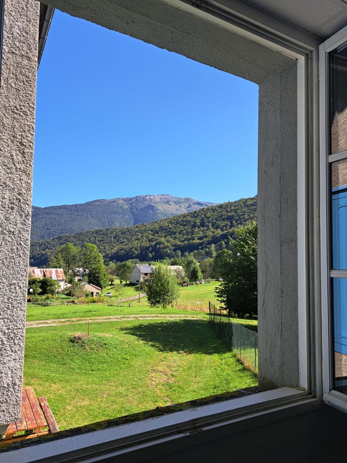 Grand Appartement En Rdc Vallee De カンパン エクステリア 写真